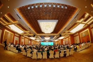 高远圣工新一代智能型交通锥收集工程车在珠海亮相